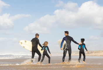 Why outdoor enthusiasts love rash guards (or rashies)