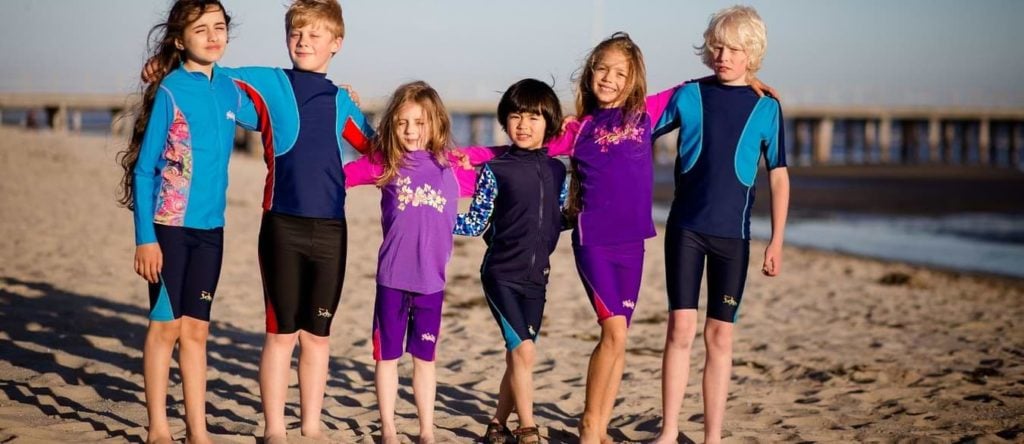 WHY YOU NEED UV PROTECTIVE CLOTHING (EVEN IF YOU’RE USING SUNSCREEN)